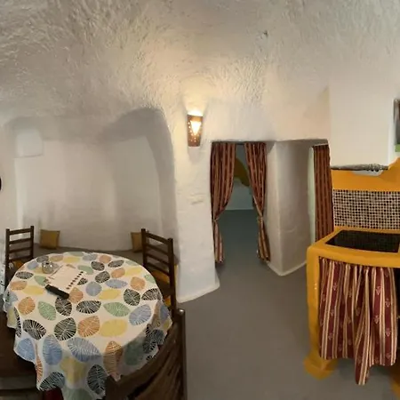 Apartamento Cuevas Tiana