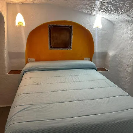Cuevas Tiana * El Aljibete