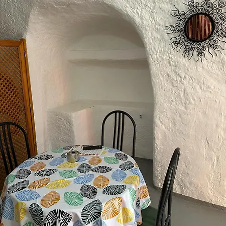 Apartamento Cuevas Tiana *