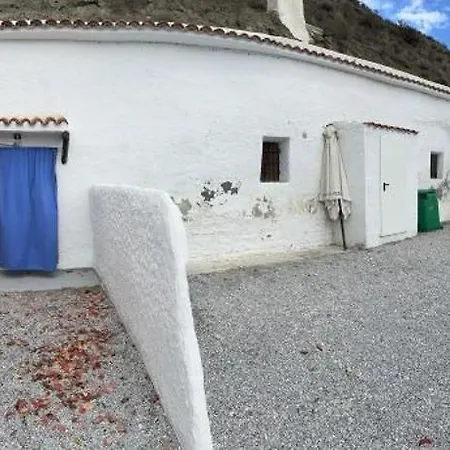 Cuevas Tiana El Aljibete